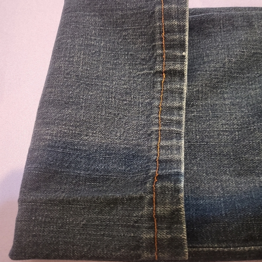Levi's Dark Wash Denim Jeans - Picture 9 of 9